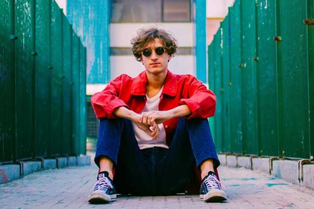 Il 21enne Gianeto: �Con il mio indie-pop canto tutto ci� che mi passa per la testa�